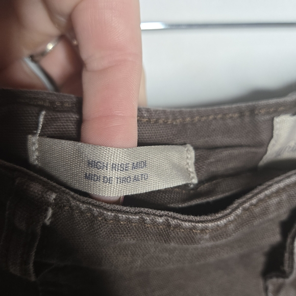 Universal Thread Women’s Brown High-Rise Utility Shorts Size 14/32 Double Button - Picture 4 of 4